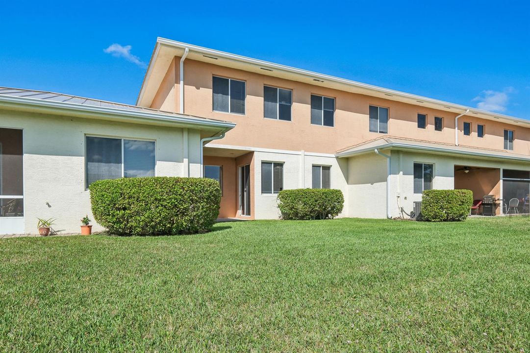 2584 SW Stockbridge Sq Square SW