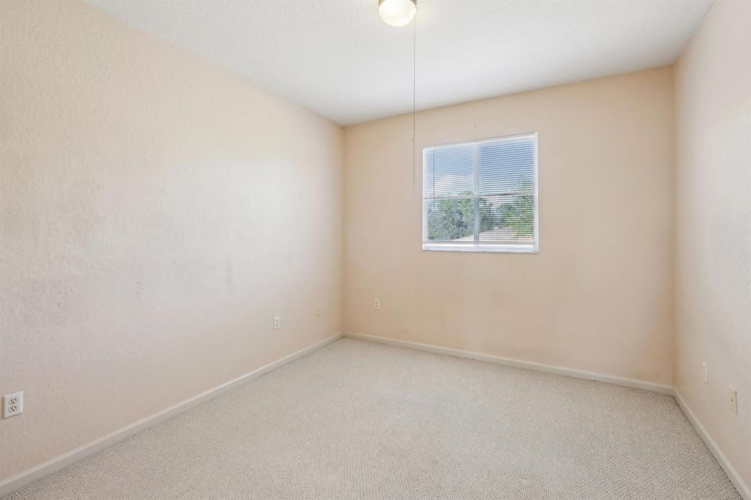 2584 SW Stockbridge Sq Square SW