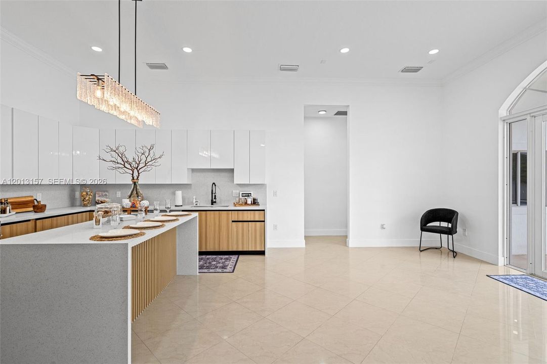 En Venta: $2,199,000 (4 camas, 3 baños, 2978 Pies cuadrados)