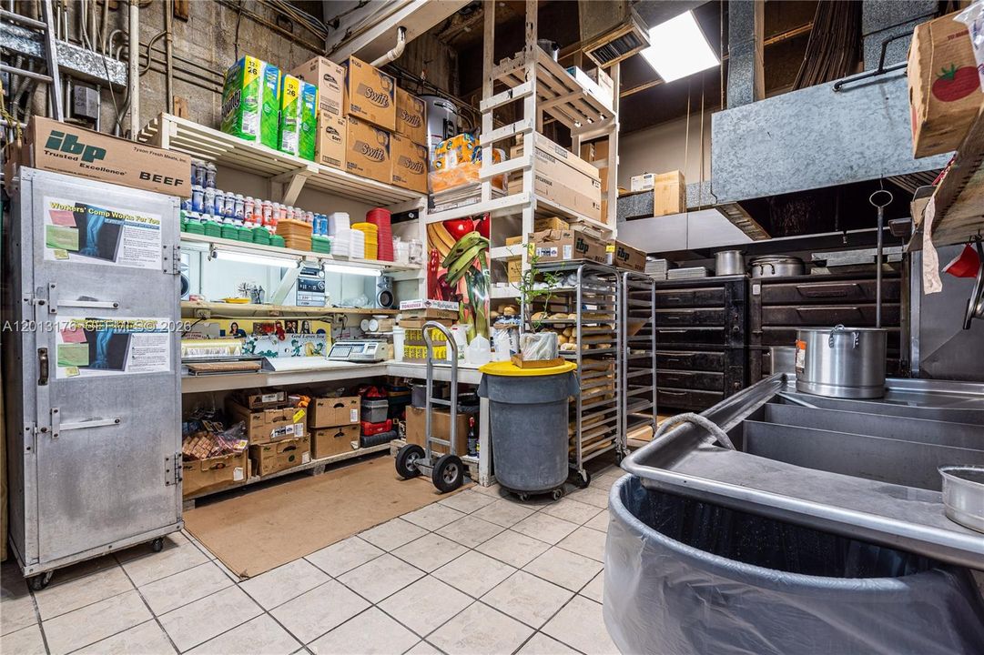 BACK AREA