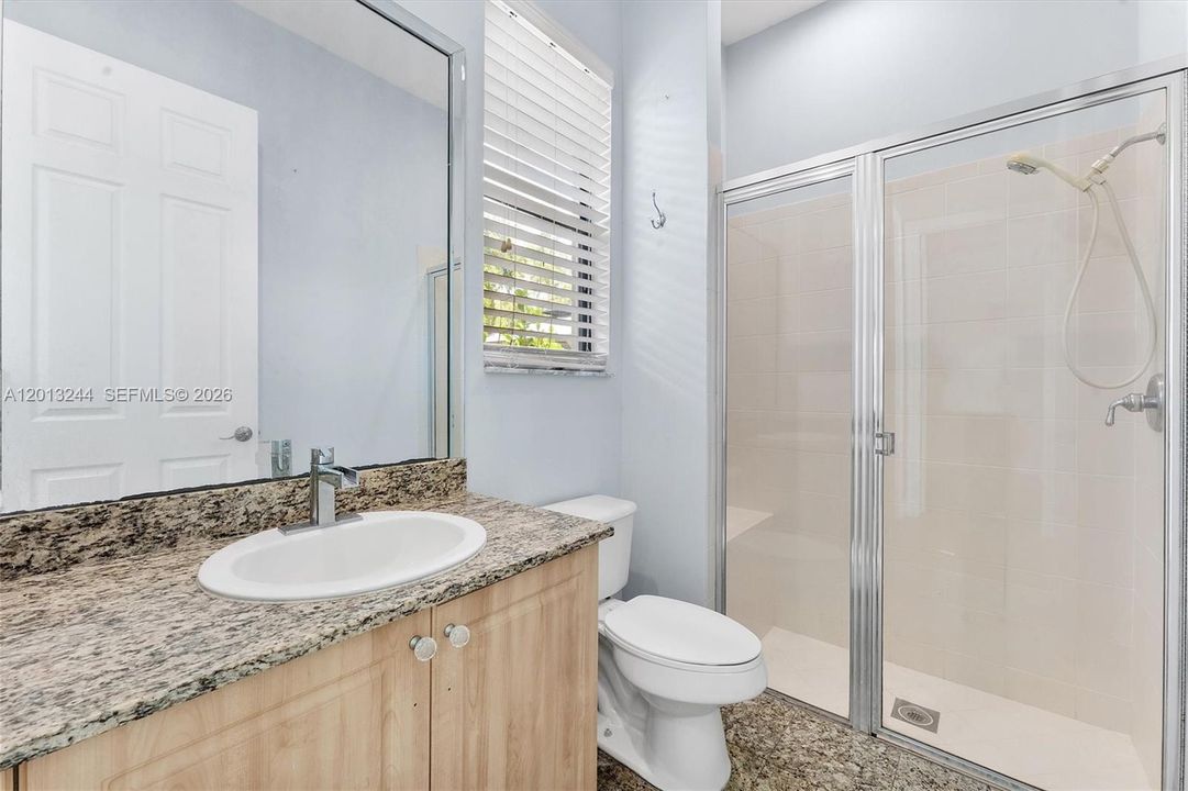 Active With Contract: $999,000 (5 beds, 6 baths, 4163 Square Feet)