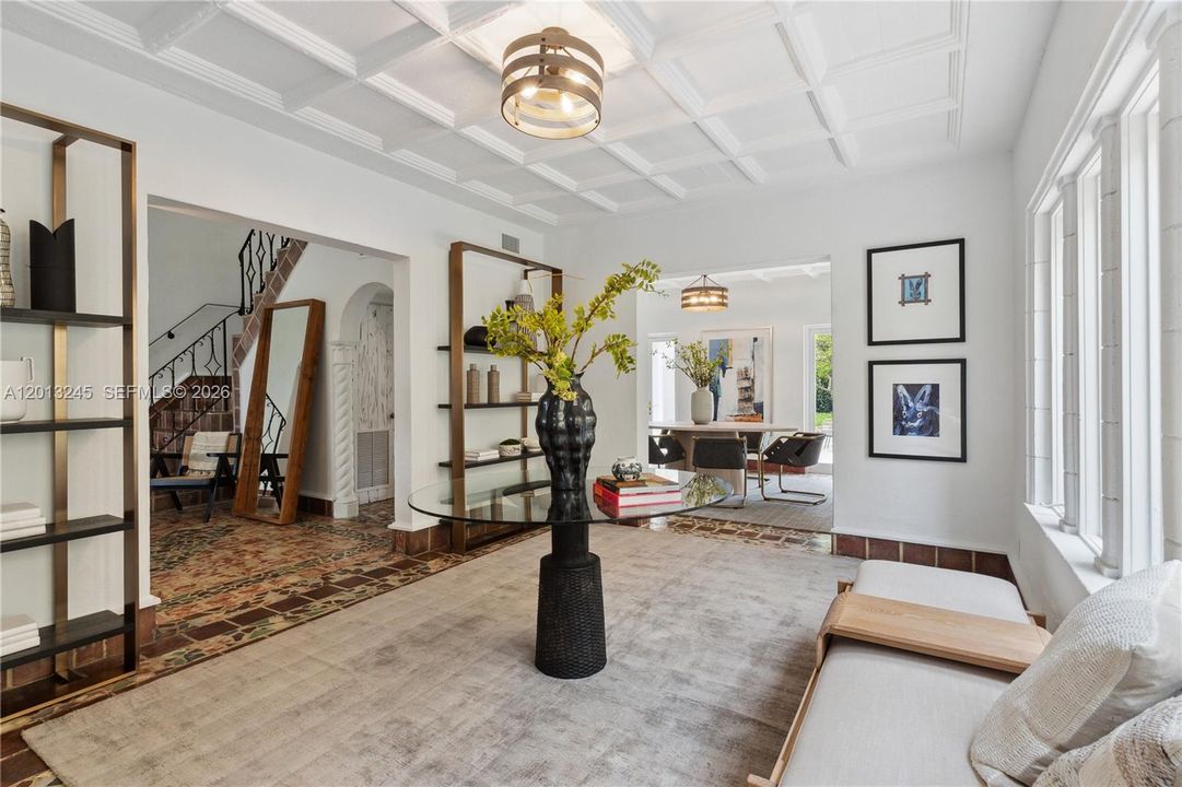 For Rent: $12,500 (6 beds, 4 baths, 5123 Square Feet)