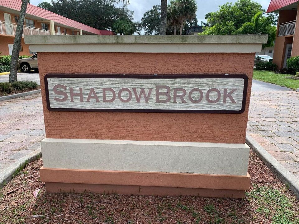 Shoadowbrook sign