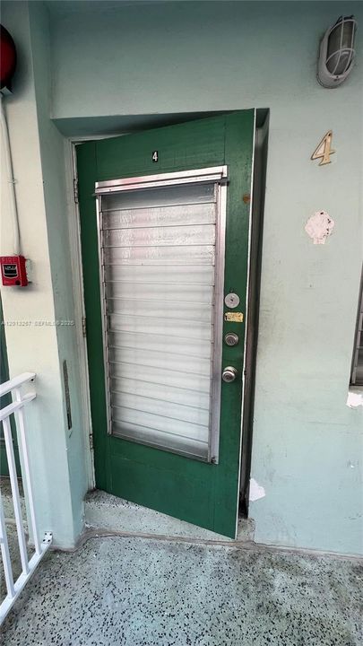 For Rent: $1,650 (0 beds, 1 baths, 414 Square Feet)