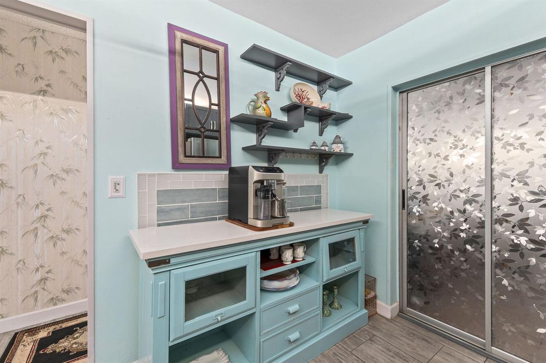 KITCHEN