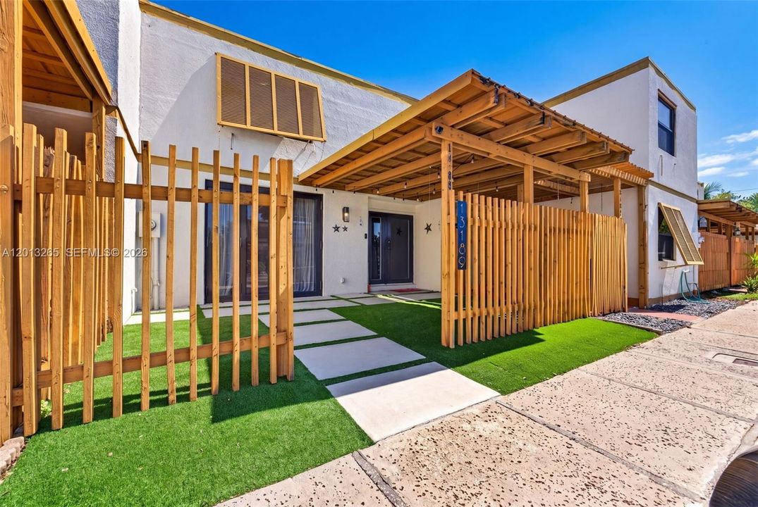 Activo con contrato: $500,000 (3 camas, 3 baños, 1754 Pies cuadrados)