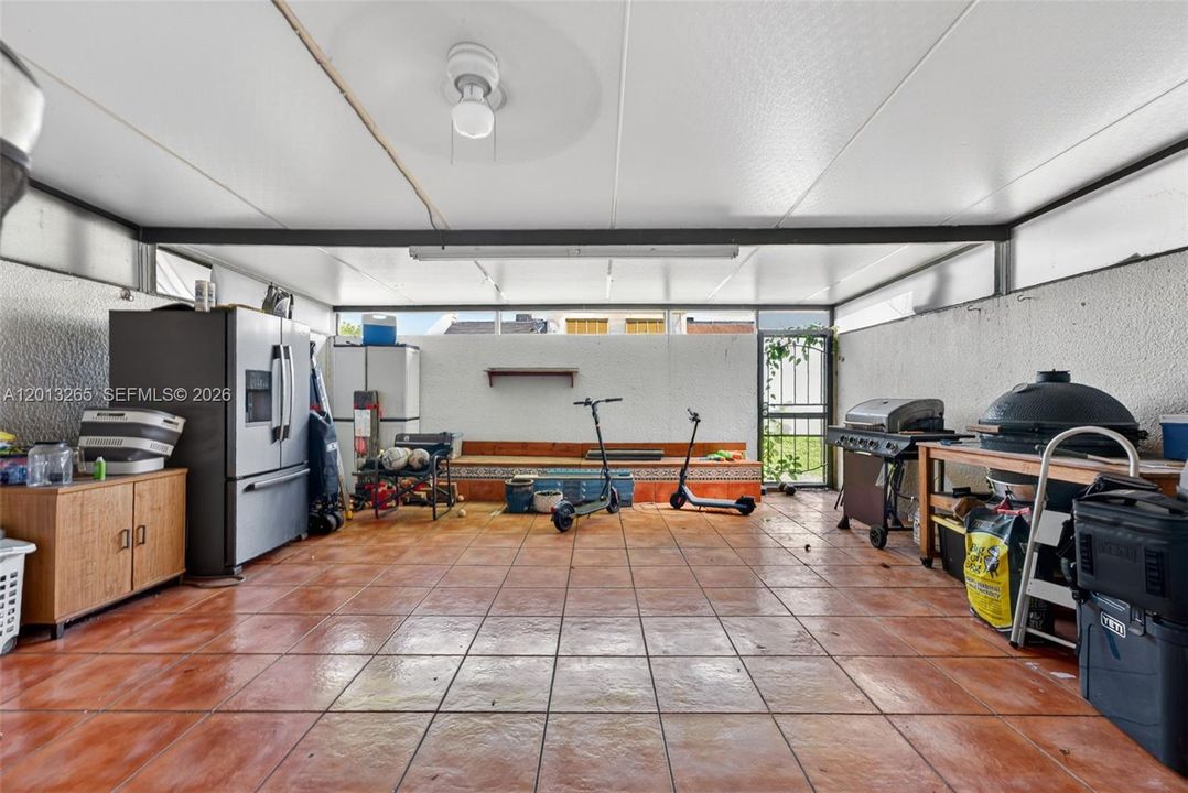 Activo con contrato: $500,000 (3 camas, 3 baños, 1754 Pies cuadrados)