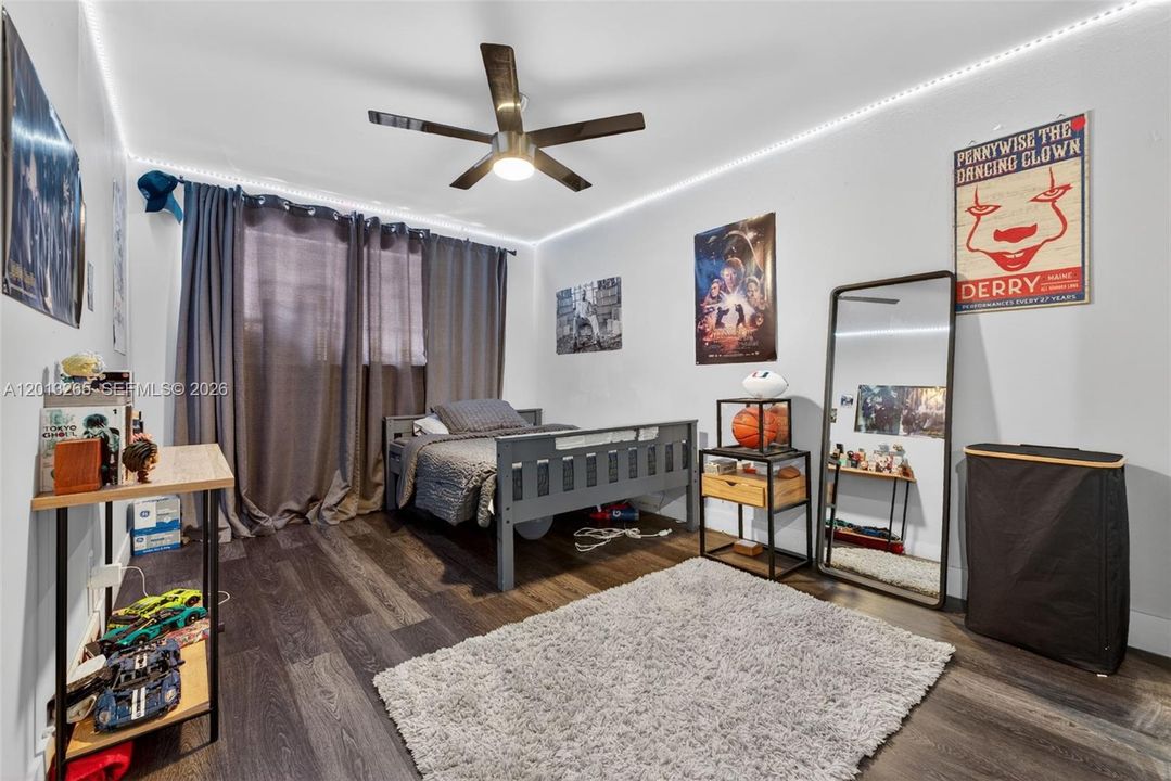 Activo con contrato: $500,000 (3 camas, 3 baños, 1754 Pies cuadrados)