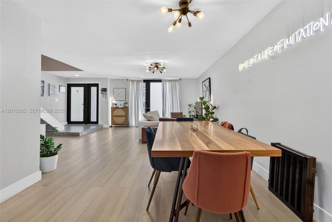 Activo con contrato: $500,000 (3 camas, 3 baños, 1754 Pies cuadrados)