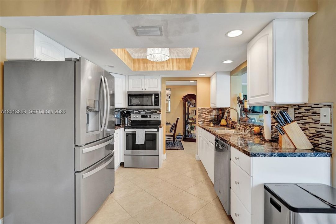 Activo con contrato: $389,999 (2 camas, 2 baños, 1579 Pies cuadrados)