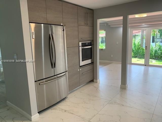 En Venta: $2,290,000 (3 camas, 2 baños, 1813 Pies cuadrados)