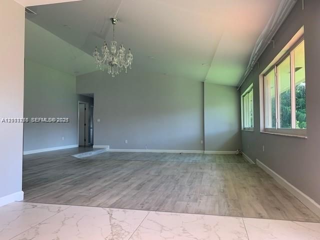 En Venta: $2,290,000 (3 camas, 2 baños, 1813 Pies cuadrados)