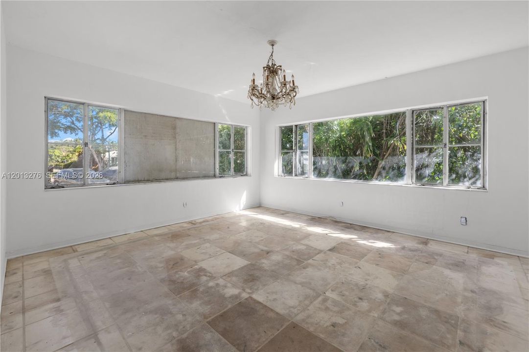 For Sale: $1,749,000 (2 beds, 2 baths, 2029 Square Feet)