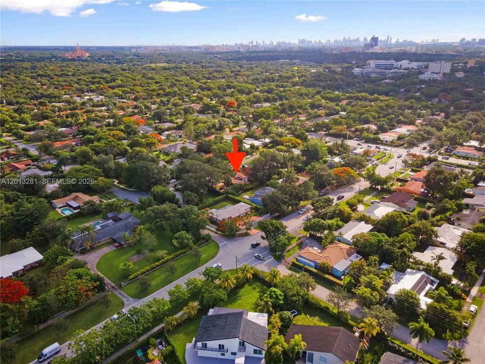 For Rent: $6,000 (3 beds, 2 baths, 1985 Square Feet)
