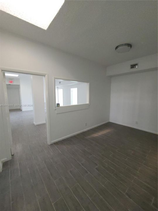 В аренду: $3,200 (0 спален, 0 ванн, 0 Квадратных фут)