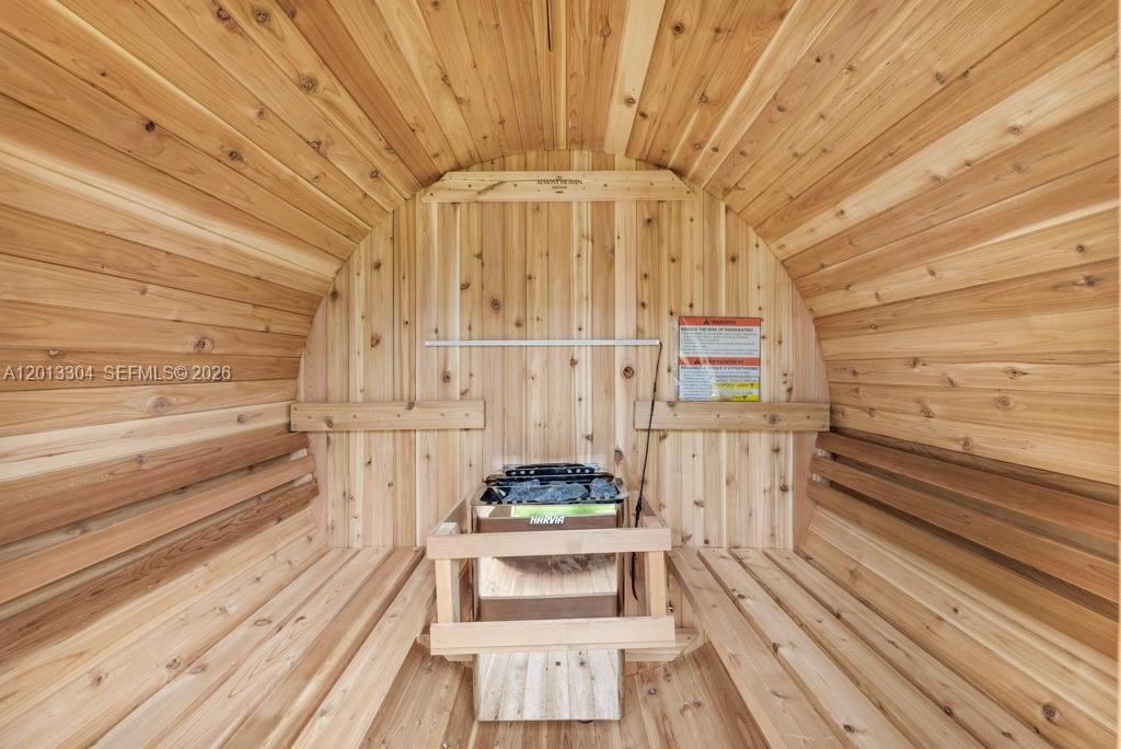 В аренду: $7,500 (5 спален, 3 ванн, 0 Квадратных фут)