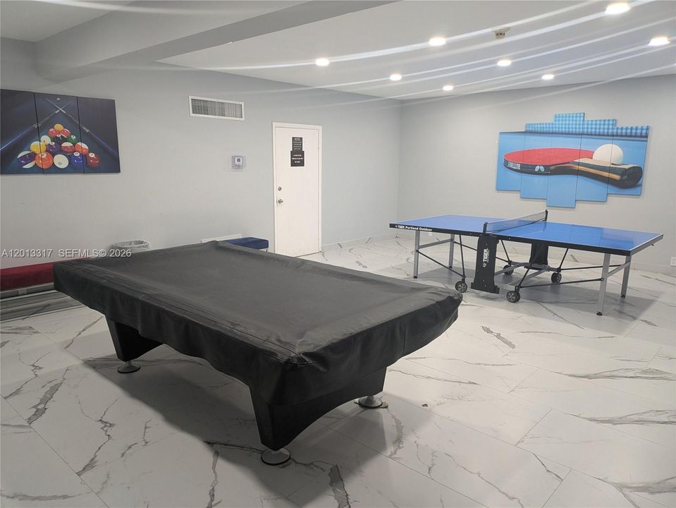 Activo con contrato: $409,999 (1 camas, 1 baños, 960 Pies cuadrados)