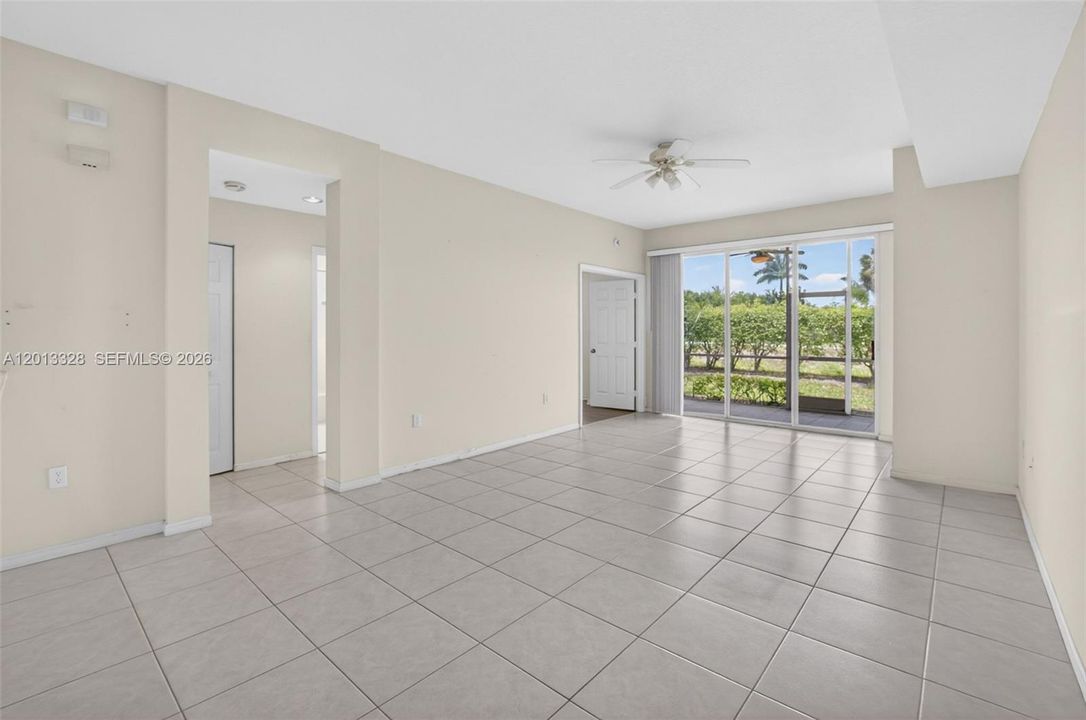 For Sale: $275,000 (3 beds, 2 baths, 1600 Square Feet)