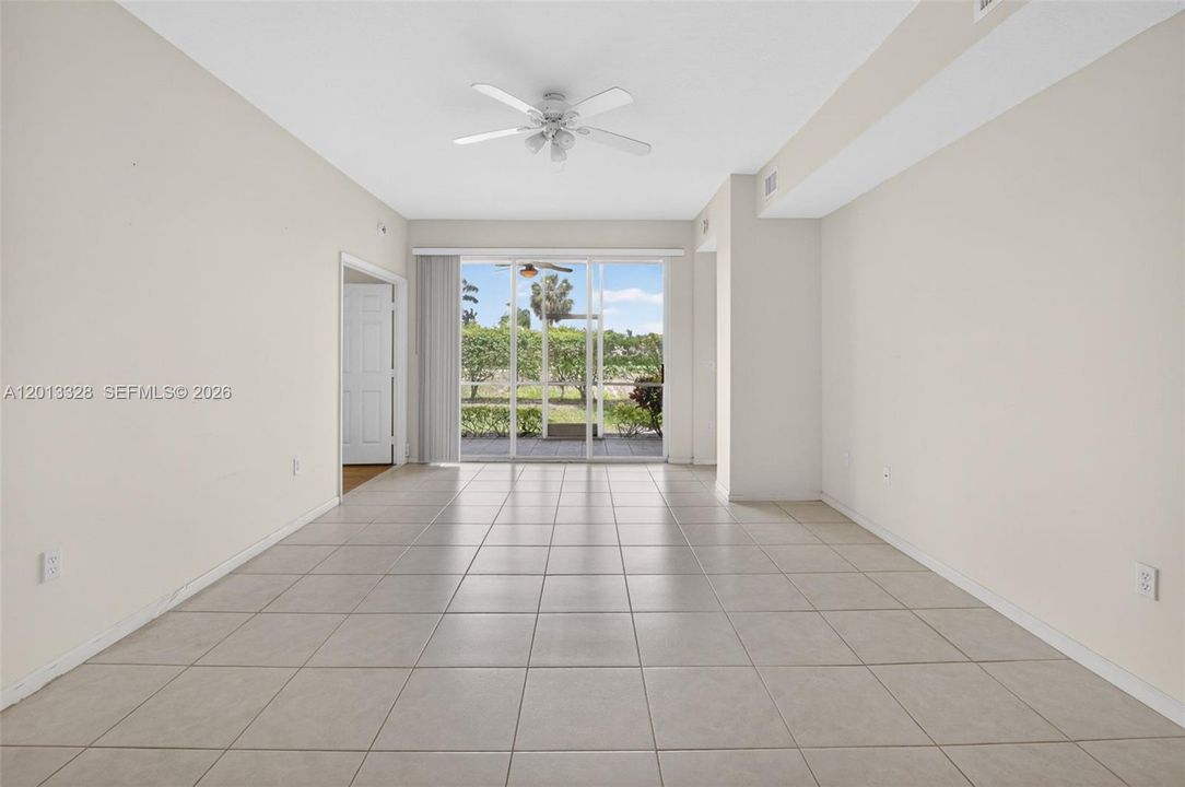 For Sale: $275,000 (3 beds, 2 baths, 1600 Square Feet)