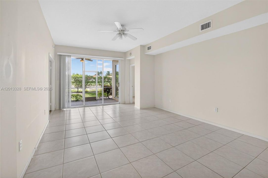 For Sale: $275,000 (3 beds, 2 baths, 1600 Square Feet)
