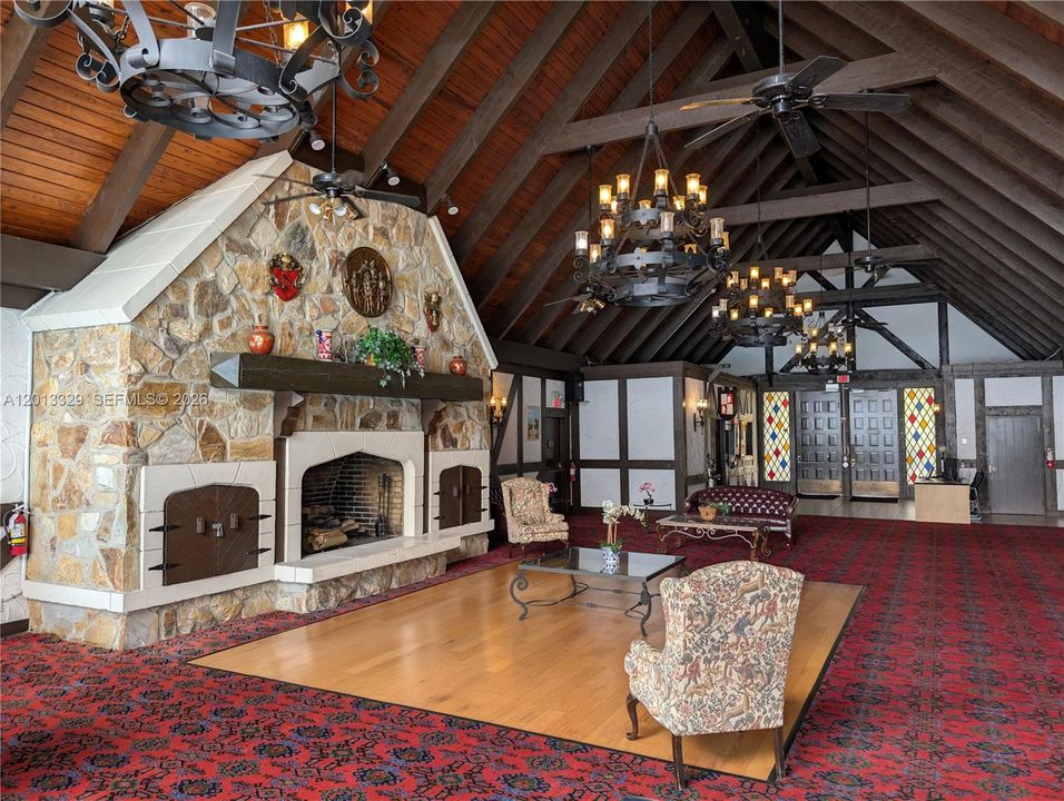 For Sale: $134,000 (1 beds, 1 baths, 800 Square Feet)