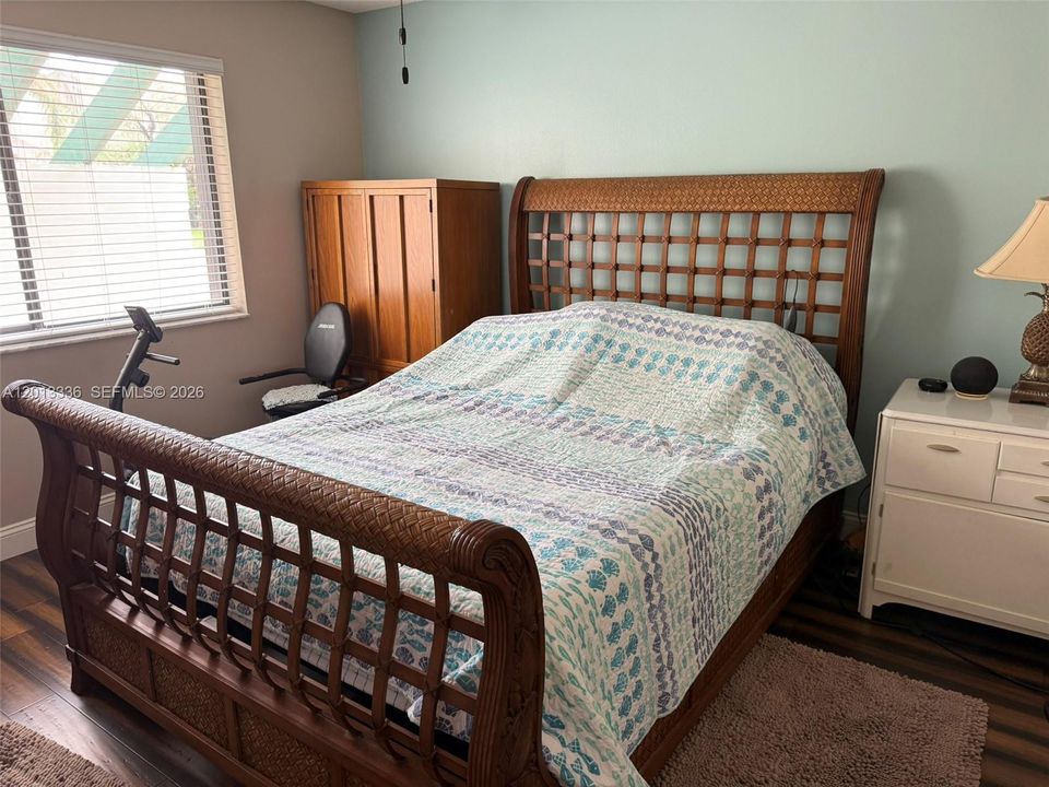 For Sale: $420,000 (2 beds, 2 baths, 1400 Square Feet)