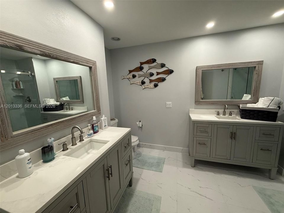 For Sale: $420,000 (2 beds, 2 baths, 1400 Square Feet)