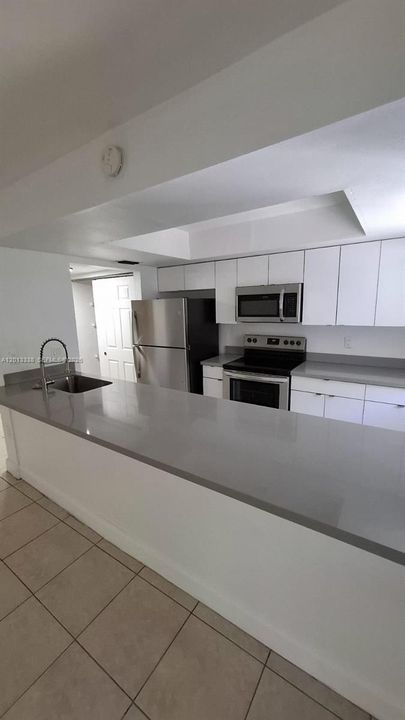 For Rent: $2,190 (2 beds, 2 baths, 1225 Square Feet)