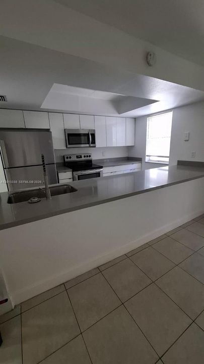 For Rent: $2,190 (2 beds, 2 baths, 1225 Square Feet)