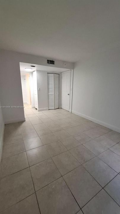 For Rent: $2,190 (2 beds, 2 baths, 1225 Square Feet)