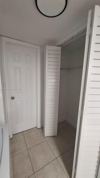For Rent: $2,190 (2 beds, 2 baths, 1225 Square Feet)
