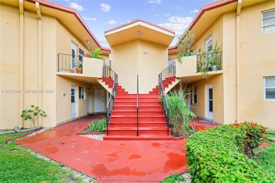 Activo con contrato: $1,500 (1 camas, 1 baños, 660 Pies cuadrados)