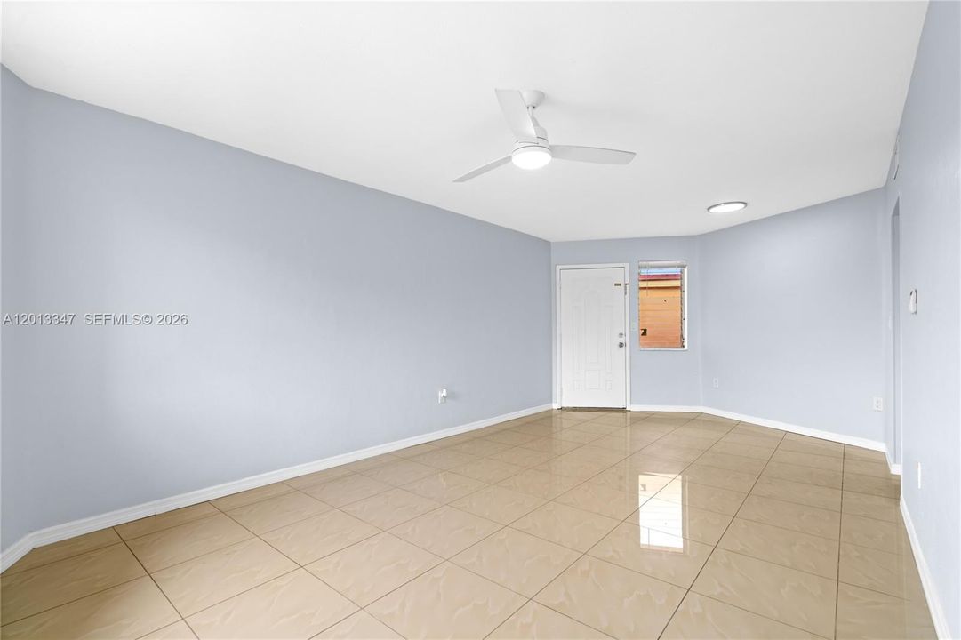 Activo con contrato: $1,500 (1 camas, 1 baños, 660 Pies cuadrados)