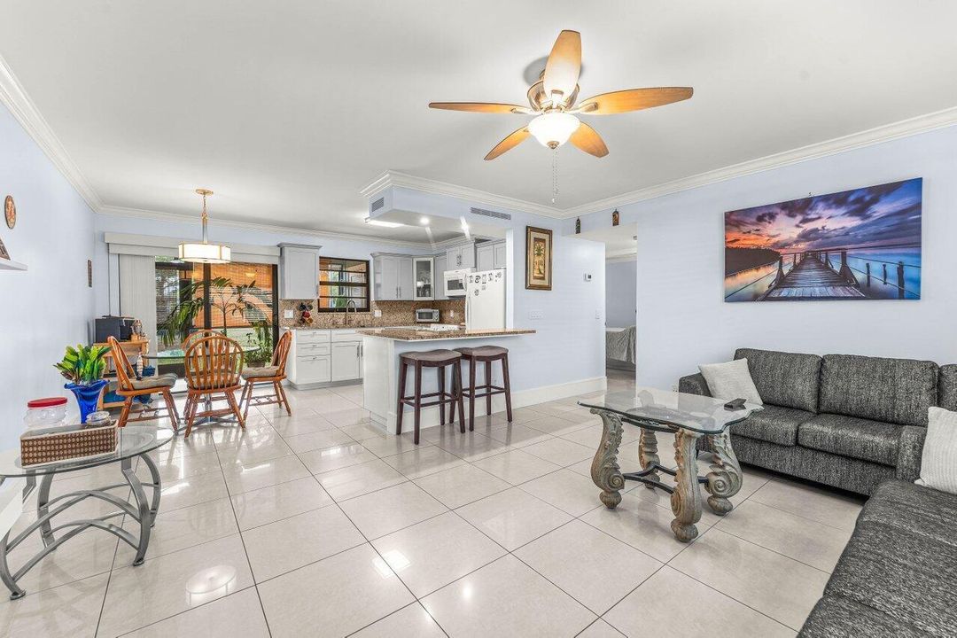 004-5954LongbowLane-5-WestPalmBeach-FL-3