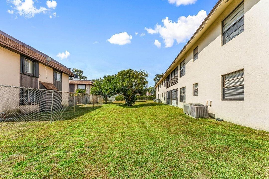 027-5954LongbowLane-5-WestPalmBeach-FL-3