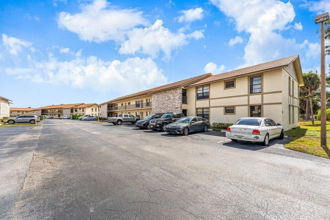 002-5954LongbowLane-5-WestPalmBeach-FL-3