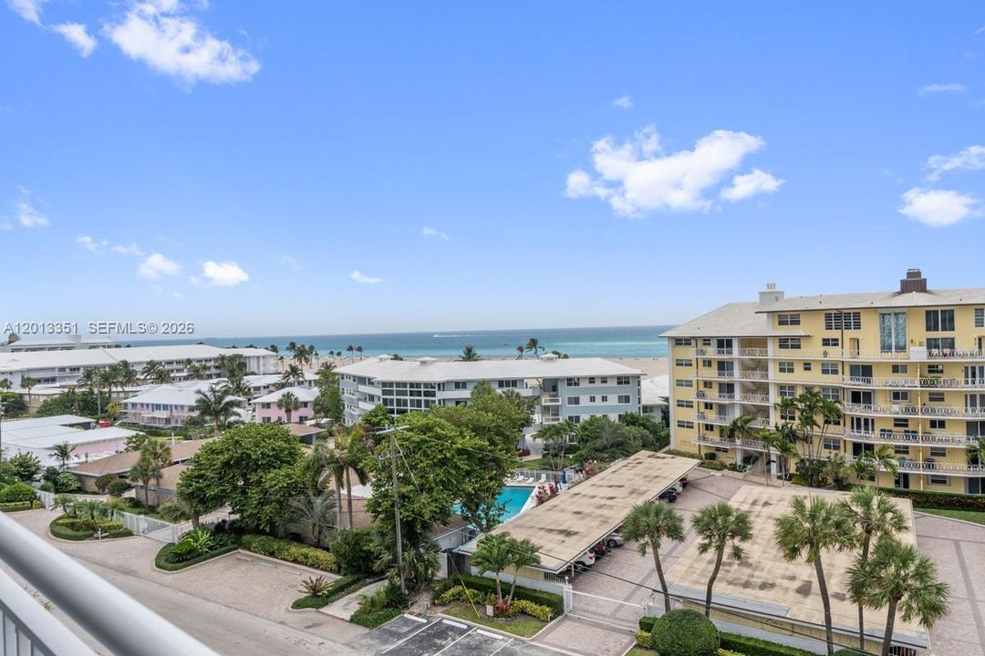 For Sale: $578,000 (2 beds, 2 baths, 1185 Square Feet)
