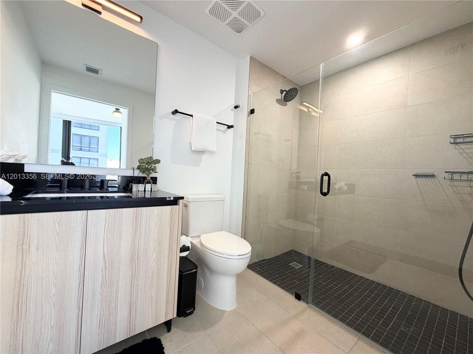 En Venta: $820,000 (2 camas, 2 baños, 696 Pies cuadrados)