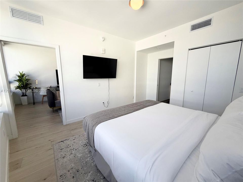 En Venta: $820,000 (2 camas, 2 baños, 696 Pies cuadrados)