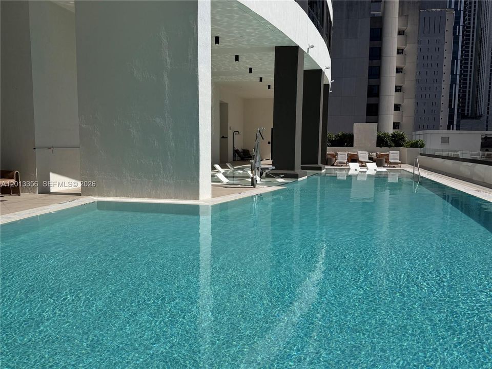 En Venta: $820,000 (2 camas, 2 baños, 696 Pies cuadrados)