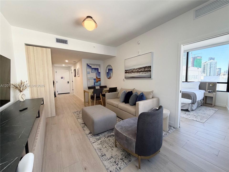 En Venta: $820,000 (2 camas, 2 baños, 696 Pies cuadrados)