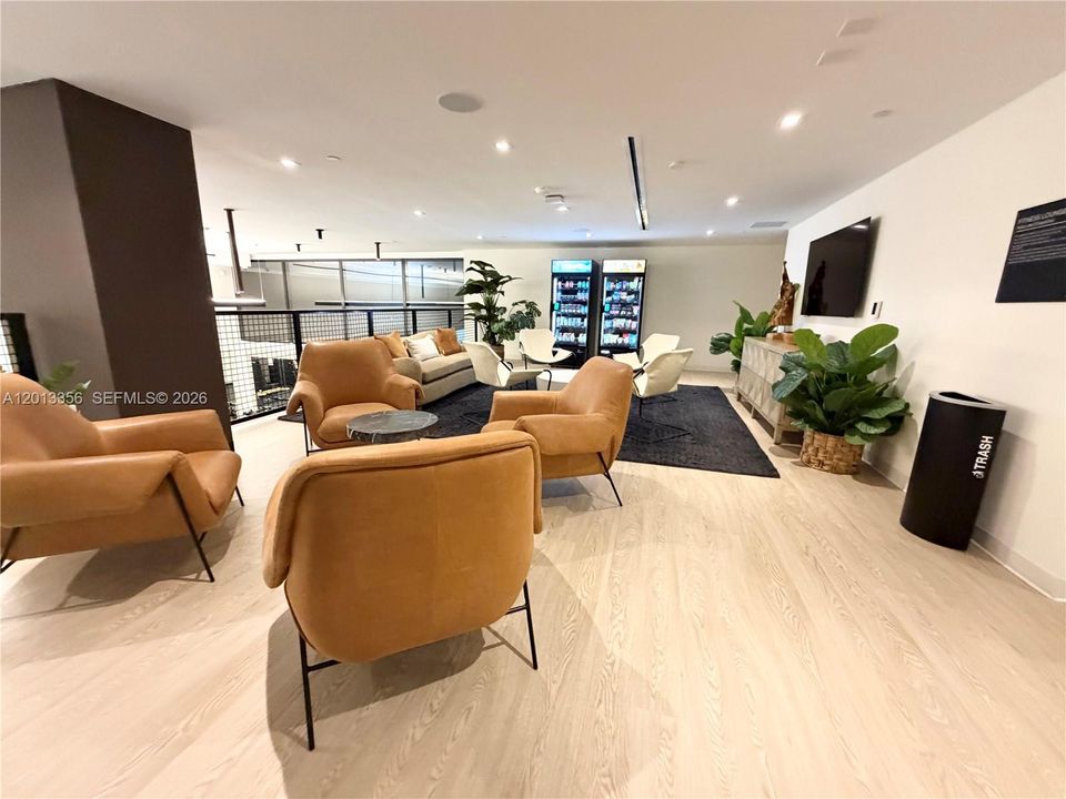 En Venta: $820,000 (2 camas, 2 baños, 696 Pies cuadrados)