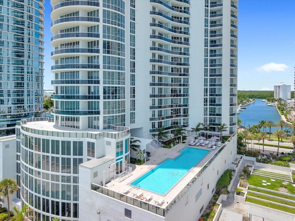 For Rent: $7,500 (2 beds, 2 baths, 1463 Square Feet)