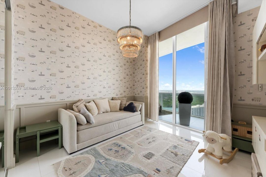 For Rent: $7,500 (2 beds, 2 baths, 1463 Square Feet)