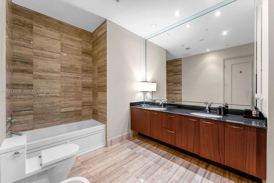 For Rent: $7,500 (2 beds, 2 baths, 1463 Square Feet)