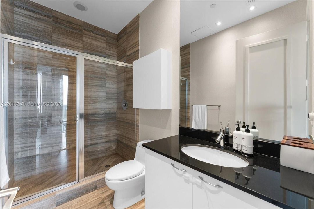 For Rent: $7,500 (2 beds, 2 baths, 1463 Square Feet)