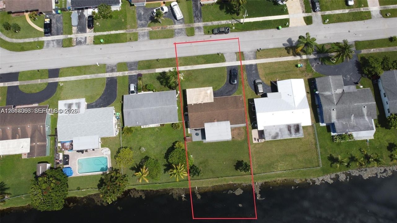 En Venta: $570,000 (2 camas, 2 baños, 1247 Pies cuadrados)