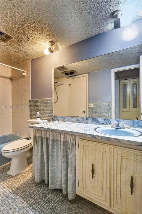 En Venta: $158,900 (1 camas, 1 baños, 675 Pies cuadrados)