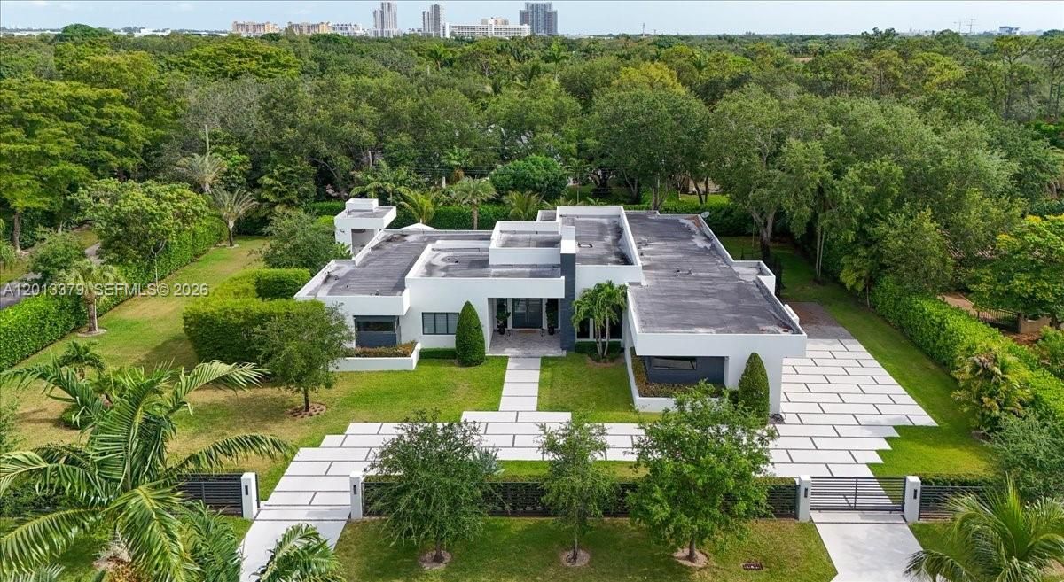 En Venta: $6,595,000 (6 camas, 6 baños, 4619 Pies cuadrados)