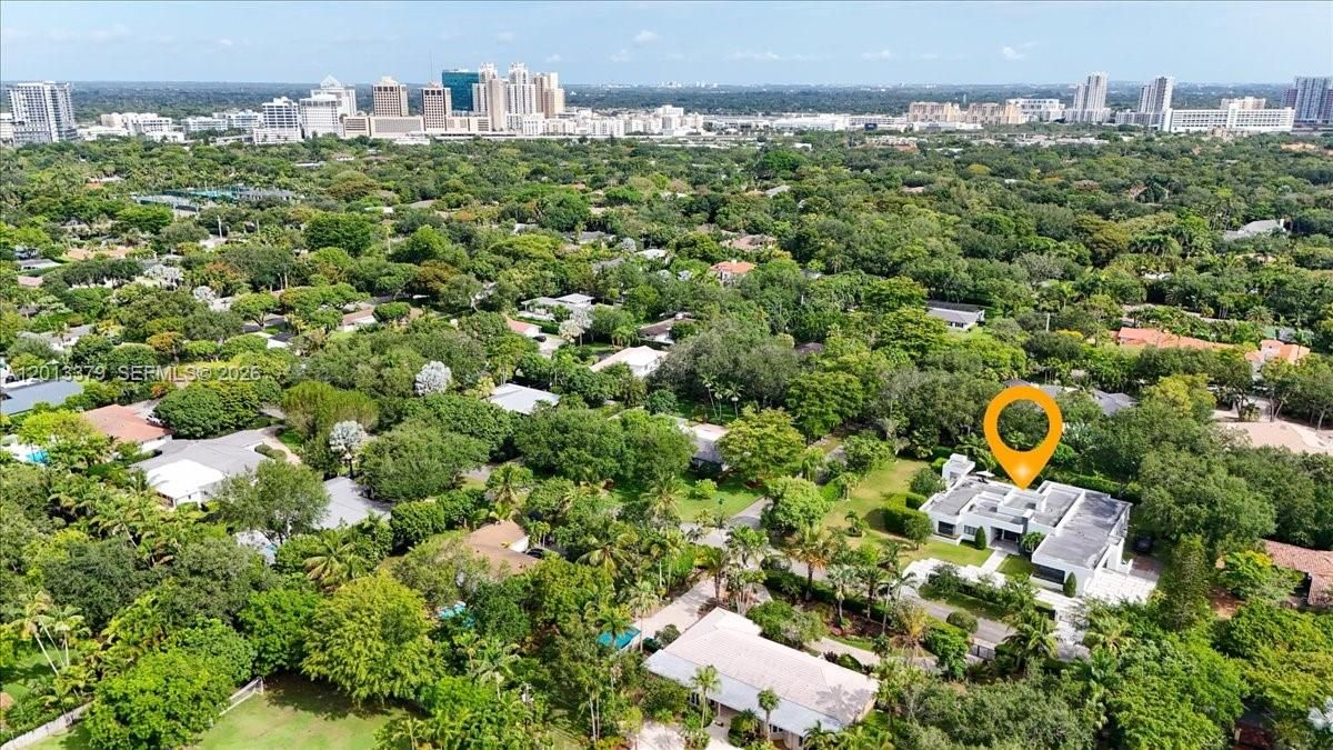 En Venta: $6,595,000 (6 camas, 6 baños, 4619 Pies cuadrados)